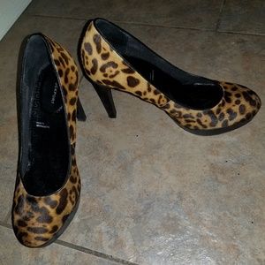 Rockport leopard print heels